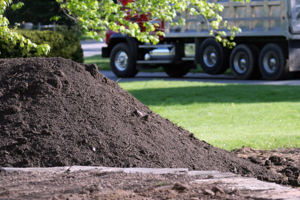 Yard Dirt Delivery in Largo