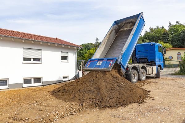 Garden Dirt Delivery in Largo