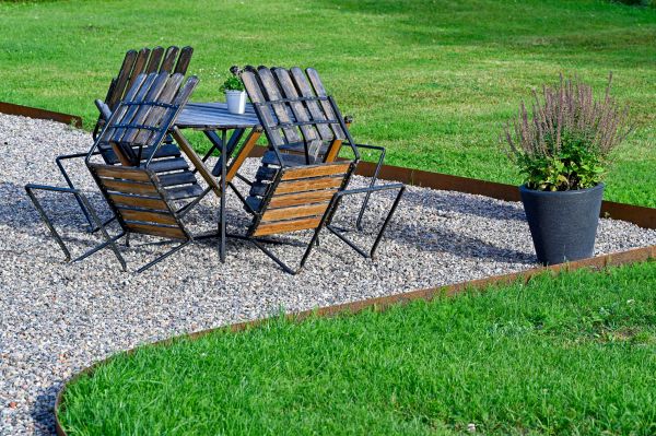Metal Edging Installation in Largo