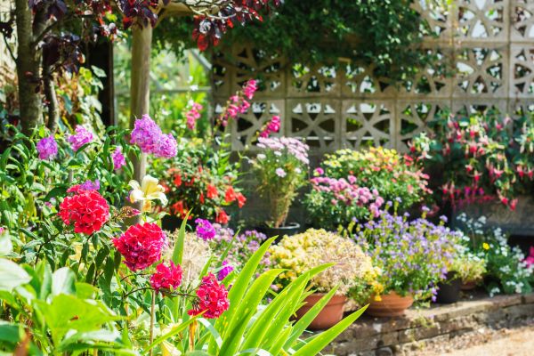 Spring Garden Maintenance in Largo